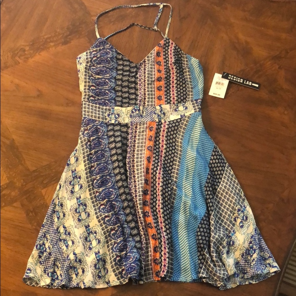 DESIGN LAB NEW WITH TAGS WOMENS DRESS